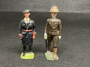 Scout Master and Girl Guide Mistress de los británicos (amarillo 825) - Imagen 1 de 6