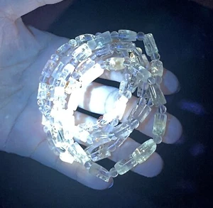 Natürliches fluorezierendes Herkimer Diamant Rohkristall UV leuchtet energetisches Armband - Bild 1 von 6