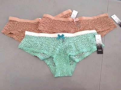 ¡NUEVO! Lote De 3 Bragas Nordstrom KENSIE Encaje Hipster, Talla S - Cappuccino, Como Nuevas Foto 1 de 4
