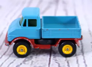 Matchbox Lesney No. 49 Unimog Yellow Hubs 1968 Diecast Car Toy - Picture 1 of 6