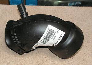 Chrysler Neon (PL) SX 2.0 Air Cleaner To Resonator Duct Part Number 04891032AB - Picture 1 of 1
