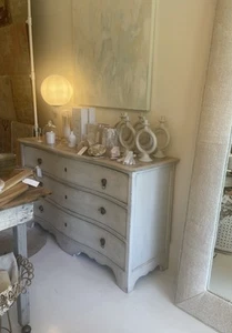 This Dresser was Purchased From Eyre Home  on Lake Ivanhoe Row. I  - Picture 1 of 7