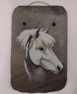Antikes Dach Schiefer Original Gemälde weißes Pferd Handwerk Wandkunst 5x8" - Bild 1 von 2