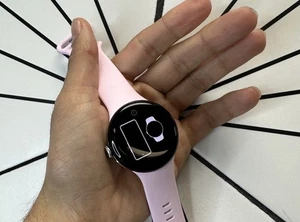 Google Pixel Watch 3 41mm GPS & LTE Stainless Steel Pink Excellent Condition - Picture 1 of 4