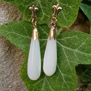 Vintage 1950s Mother of Pearl Tear Drop Earrings 9k Gold Fittings 3.5cm RARE - Picture 1 of 7