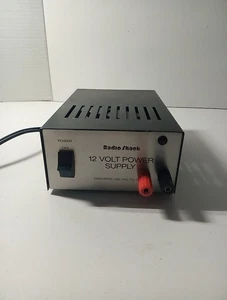 Radio Shack 22-127E 12v Power Supply Converts 120 Vac 13.8 VDC 1.75A - Picture 1 of 9