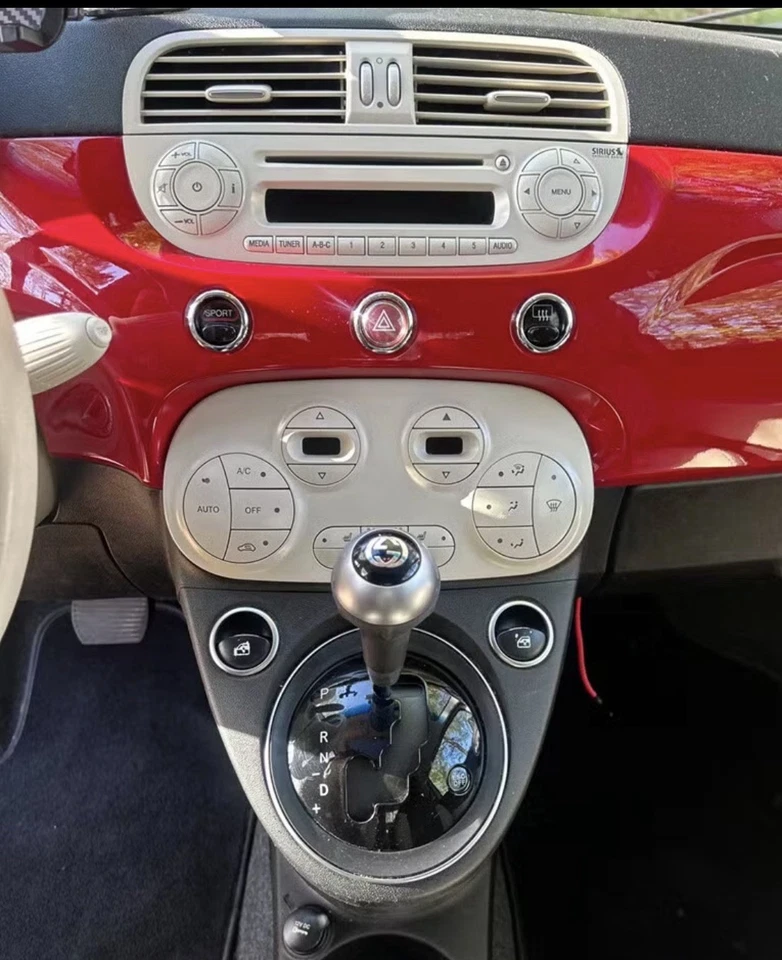 Fiat 500 2012-2018 OEM AM FM reproductor de CD satélite receptor de radio Foto 1 de 1