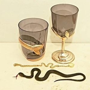 Creepy Snake Prop Lot Gold Snake Glasses Rubber Snake Gold Snake Finger Ring New - Picture 1 of 3