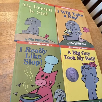 Lot of 4 Elephant and Piggie Books from Mo Willems. Nice - Image 1 of 4