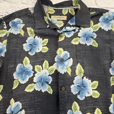TOMMY BAHAMA 100% Silk Natural Fit Shirt Mens Large Hawaiian Button Blue Floral - Image 1 of 4