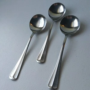 3 International Rogers INS30 Stainless Steel Soup Spoons Korea - Picture 1 of 4