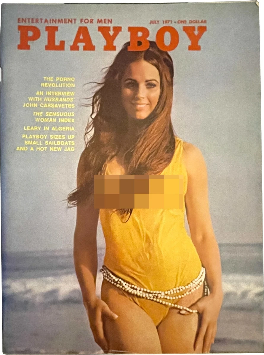 Katta kokraklar va sochilgan mushuklarning yalangoch fotosuratlari