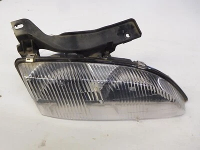 OEM Chevy Cavalier Right Headlight 1995 1996 1997 1998 1999 16523442 Foto 1 de 3