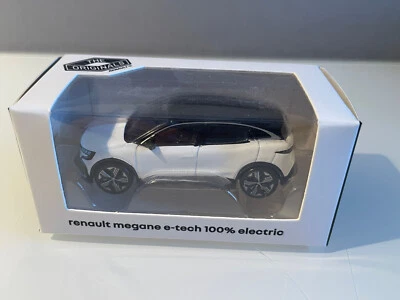 Renault Megane e-tech 100% electric blanche toit noir NOREV 1/64 - Photo 1/4