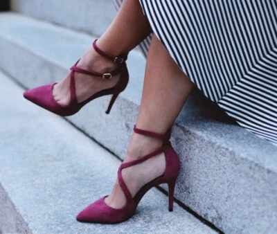 Предварительно заказанные женские бордовые замшевые туфли на каблуках BCBGeneration 7 M - Изображение 1 из 4
