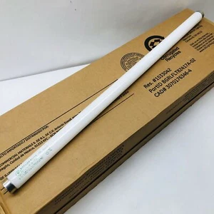 BOX OF 24 GE 45747 - F17T8/SP35/ECO 17W T8 FLUORESCENT TUBE 3500K - Picture 1 of 7