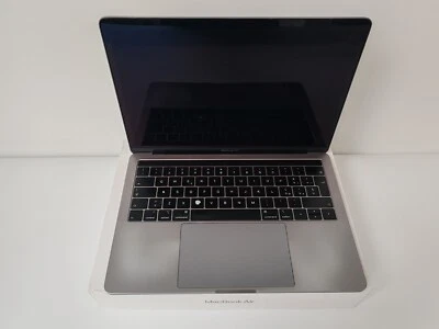 APPLE MACBOOK PRO 13" 2019 CORE i5-8257U 16GB RAM 512GB SSD GRIGIO SIDERALE - Immagine 1 di 4