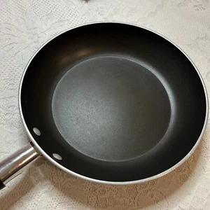 Member's Mark Harteloxiertes Aluminium Antihaftbeschichtet 10" Pfanne Braten Kochpfanne Italien - Bild 1 von 9