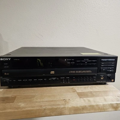 Sony CDP-C701ES High Density Linear Converter 5-Disc CD Player - Image 1 of 4