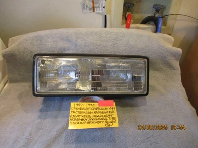 1987-1990 CHEVROLET CAPRICE GM ЗАВОДСКОЙ OEM ПРАВАЯ ФАРА В СБОРЕ БЕСПЛАТНАЯ ДОСТАВКА - Изображение 1 из 4