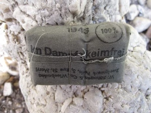 Original WH Wehrmacht Verbandspäckchen 1943 First Aid Bandage WWII Deko WKII - Bild 1 von 1