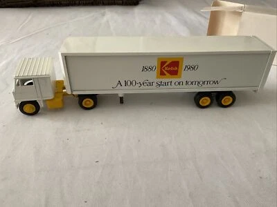 Semirremolque Kodak '80 100 años de Kodak Winross Rochester NY  Foto 1 de 4