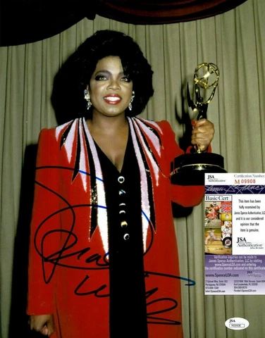 Oprah Winfrey Signed 11x14 Photo w/ JSA COA #M09908 Cover