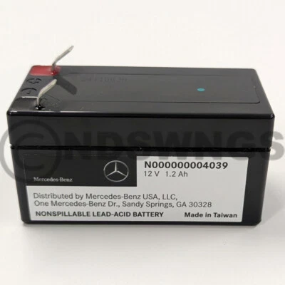Genuine Mercedes Auxiliary Battery A220 19-21 N000000004039 A 220 Aux OEM BENZ - Image 1 of 4