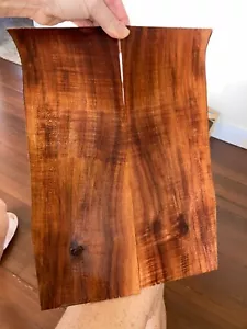 Due impiallacciature Koa ritagliate a libro con ricciolo a violino ~ 13 3/4" x 5" x 1/8" (#56) - Foto 1 di 6