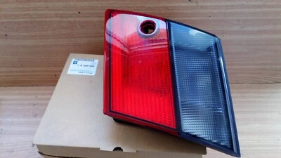 Tail Light Right RHD for Saab 9-5 9600 4561569 OEM - Image 1 of 3