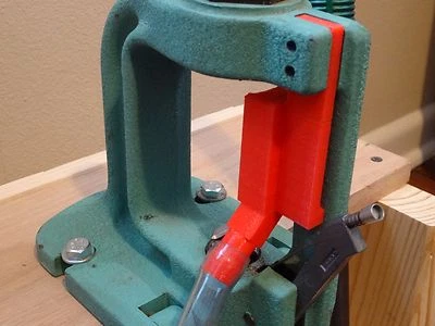 Prensa de recarga RCBS RC PRIMER CATCHER actualización.  Foto 1 de 4