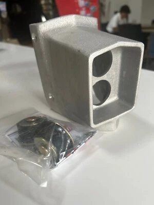 Evinrude - Johnson Tuning Exhaust Adapter / housing - Image 1 of 4