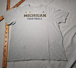 Camiseta Nike Jordan Para Hombres XXL 2XL Gris Michigan Fútbol Jumpman Gris Gráfico Camiseta - Imagen 1 de 12