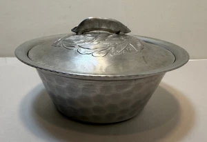 Vintage Everlast Aluminum Pea Pod Lid Dish #1038 6-1/2" x 4" - Picture 1 of 7