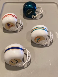 1980's NFL Gumball Football Helmets AFC East (4 Helmets) Pre-Owned w/Wear hhh1 - Picture 1 of 11