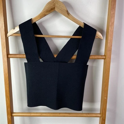 Camiseta sin mangas Dotti para mujer mediana negra tejida sin mangas cuello cuadrado recortada informal Foto 1 de 4