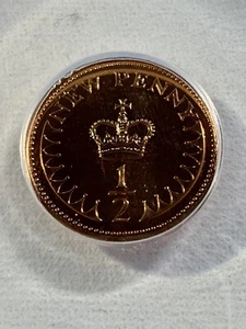 1977 Great Britain 1/2 Penny Proof Graded PR 68 RD by ANACS - Picture 1 of 4