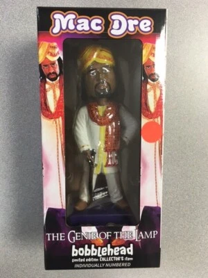 Mac Dre - El genio de la lámpara Bobblehead de pie Foto 1 de 4