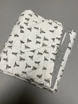 BURT'S BEE Acolchado Jersey Tejido Felpa Cuna Edredón Bebé Manta Árboles Foto 1 de 3