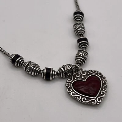 Collar corazón cuero rojo Brighton  Foto 1 de 4