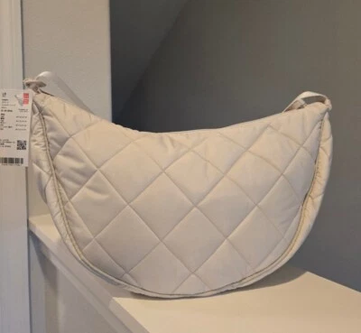 Uniqlo ROUND Quilted BAG Off White NWT  - Image 1 of 4