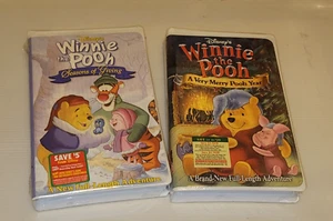 (2 VHS )Winnie the Pooh - seasons of giving & A Merry Very Pooh year VHS - Picture 1 of 2