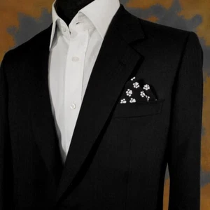 NEW - Cotton Pre-folded Pocket Square Insert - 2 PT Black with White Paw Prints - Picture 1 of 6