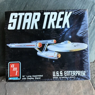 1989 AMT ERTL 18” Star Trek USS Enterprise Model Kit 6676 SEALED - Image 1 of 4
