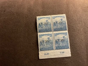Francobollo Fiume Mietitori Ungheresi Soprastampa 25 Filler 1918 QUARTINA MNH - Foto 1 di 2