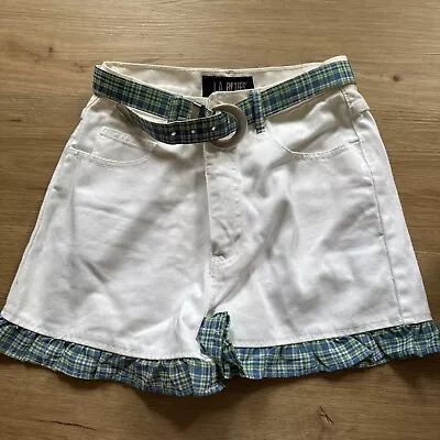 La Blues White And Plaid Shorts With Belt (Tagged 10 Fits Like Small) - Image 1 of 2