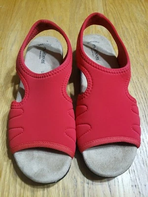 FLEXUS by Spring Step Nyaman Red Comfort Made in Italy Sandals Size 41 Unworn  - Image 1 of 4