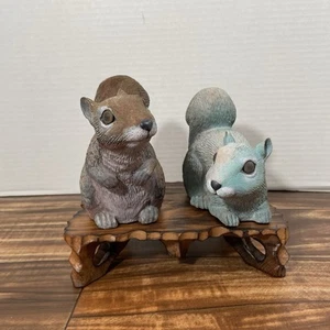 Lot of 2 1996 Art Line Inc Squirrel Figures 3617 - Brown and Grey - Picture 1 of 17
