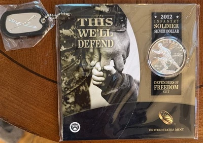2012-W Infantry Soldier Proof Silver Dollar Defenders Of Freedom Set w/ Dog Tag - Image 1 of 4