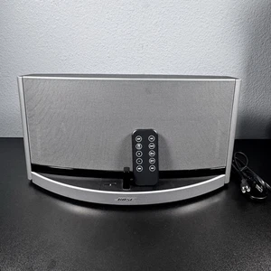 Bose SoundDock 10 Bluetooth Speaker System Great Condition With Remote - Picture 1 of 7
